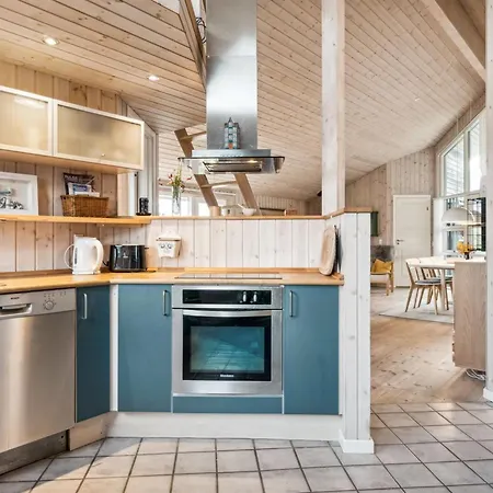 Bruni - 400m From The Sea By Interhome